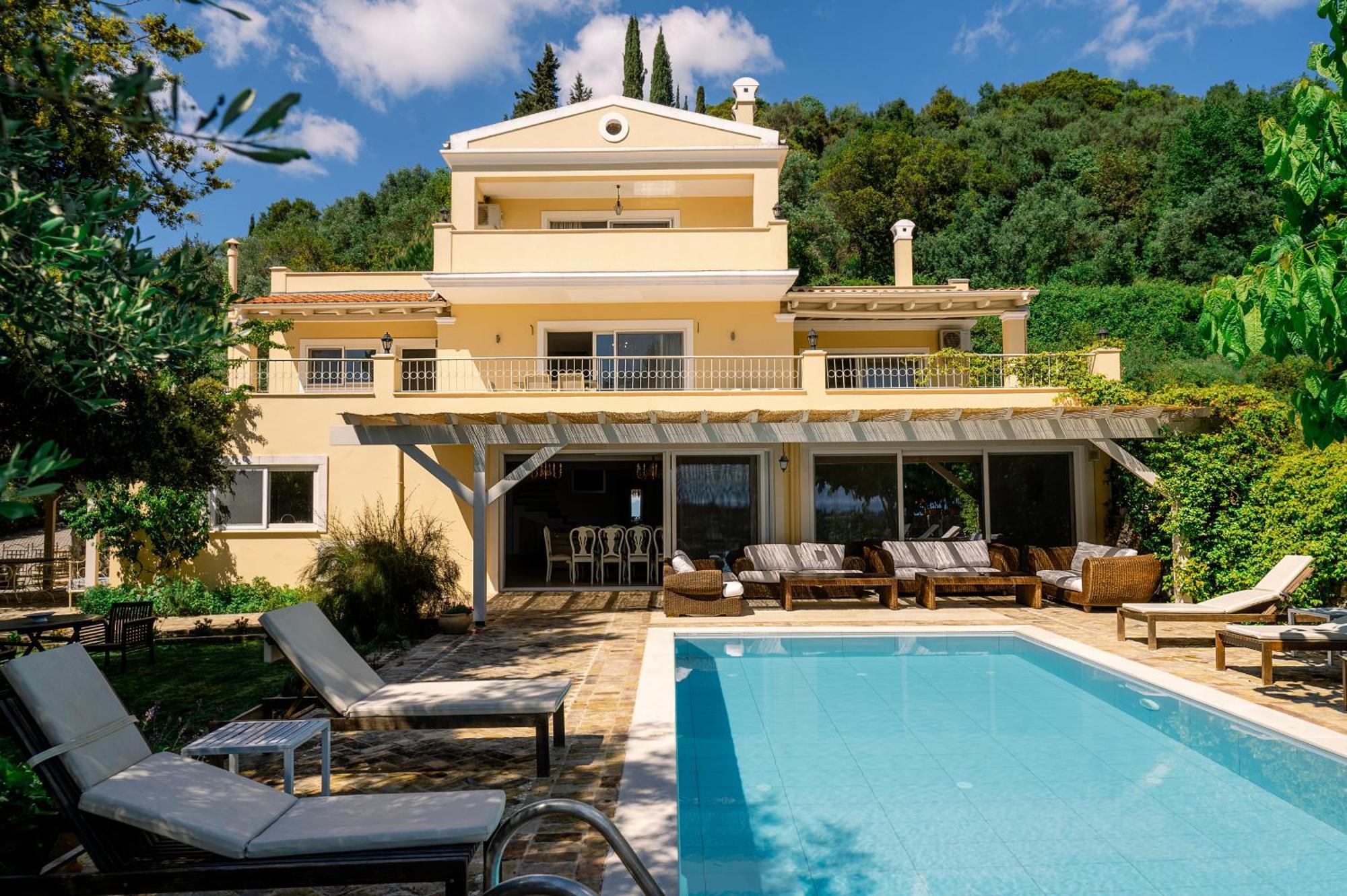 Villa Fioraki Pouládes エクステリア 写真